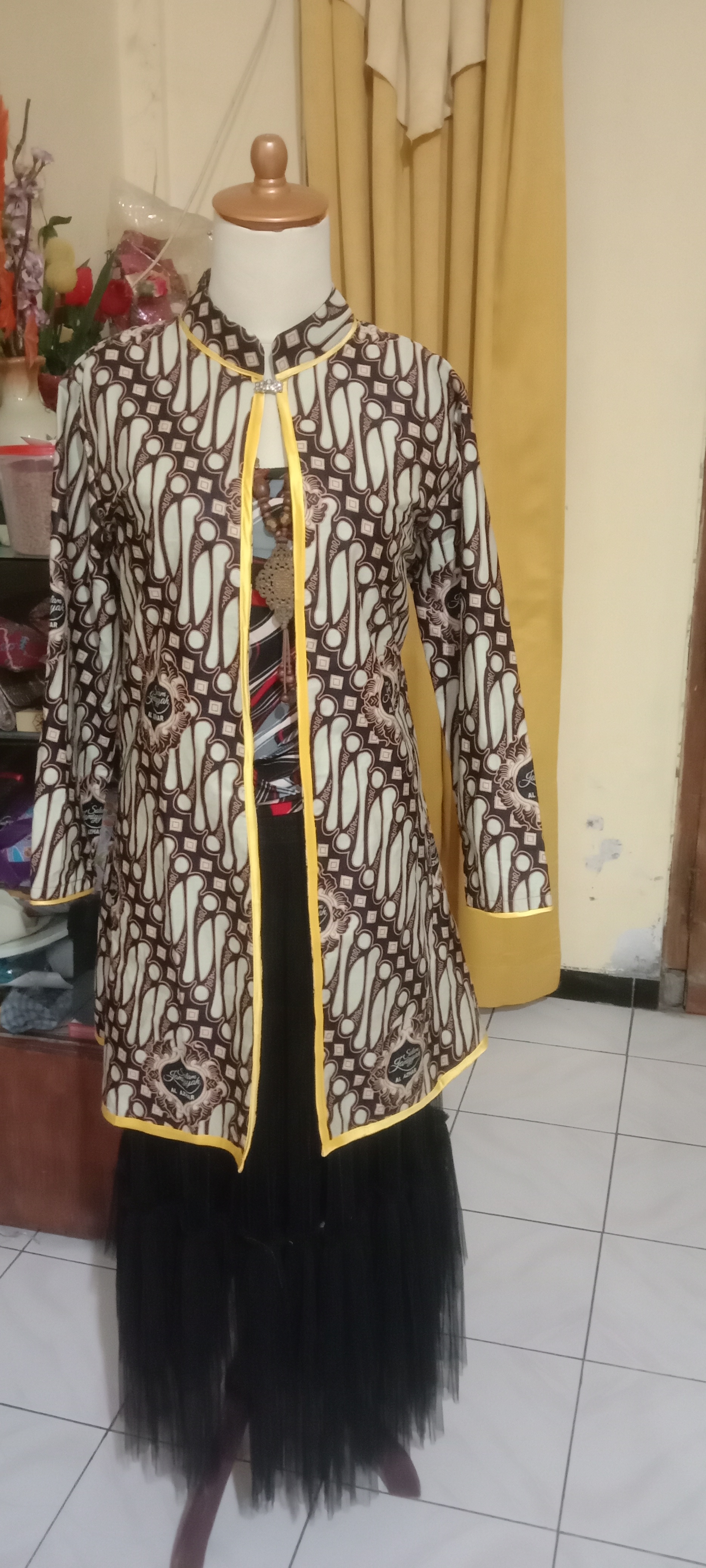 Blazer wanita